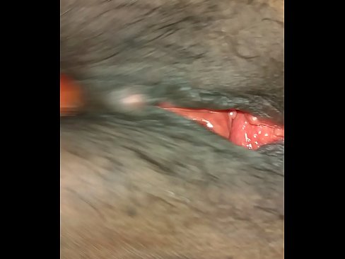 ❤️ Spreizt meine fette Muschi und lässt sie spritzen Fucking video bei de.xxxner.ru ❌️❤