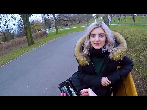 ❤️ Schluckt das heiße Sperma eines Fremden für Geld - Blowjob im Park von Eva Elfie Fucking video bei de.xxxner.ru ❌️❤